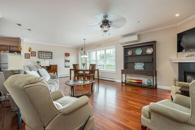 72 Ocean St unit 210, South Portland, ME 04106 - photo 4