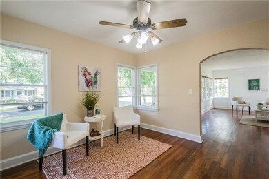 The original dining room between the living room a