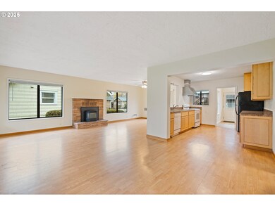 1531 Nichols Blvd, Longview, WA 98632 - photo 5