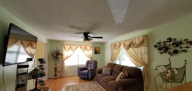 400 W River St, Orange, MA 01364 - photo 3