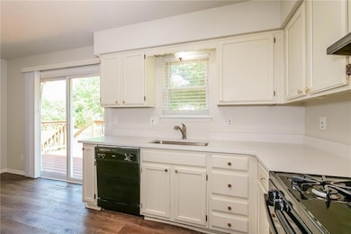 118 NE 109th St, Kansas City, MO 64155 - photo 7