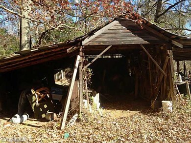 839 Nc Highway 62 W, Greensboro, NC 27406 - photo 5