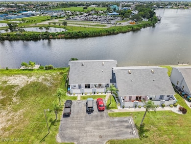 621 SW 3rd Ct unit 102, Cape Coral, FL 33991 - photo 5