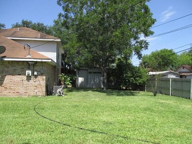 511 E Juarez Ave, Pharr, TX 78577 - photo 6