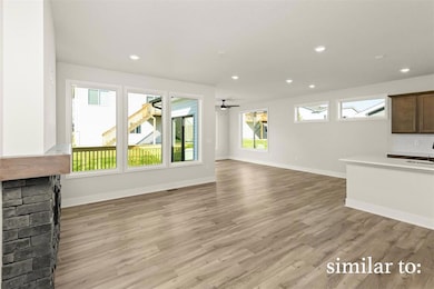 9425 Emilia Ln, West Des Moines, IA 50266 - photo 6