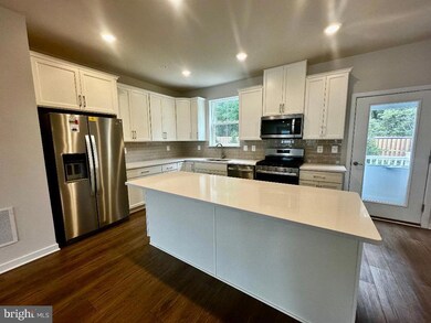 51 Four Leaf Dr, Exton, PA 19341 - photo 2