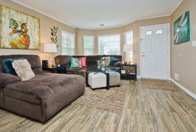 8 Mainbraid Living Room