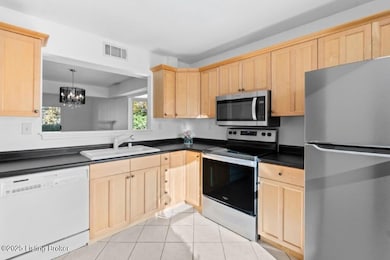 10503 Pointe Bay Blvd, Louisville, KY 40241 - photo 6