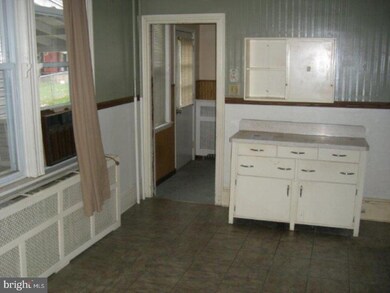 216 N 9th St, Ashland, PA 17921 - photo 6