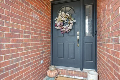 305 N Laurel Ln-4