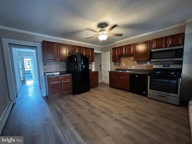 73 W 5th St, Bridgeport, PA 19405 - photo 5