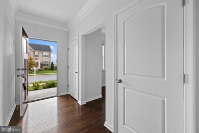 6608 Corbel Way, Frederick, MD 21703 - photo 5