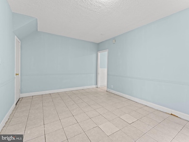 3552 Chippendale Ave, Philadelphia, PA 19136 - photo 5