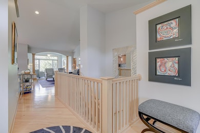 580 Holly Ln N, Saint Paul, MN 55128 - photo 3