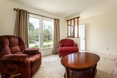 5312 Idlewood Ln, Louisville, KY 40291 - photo 6