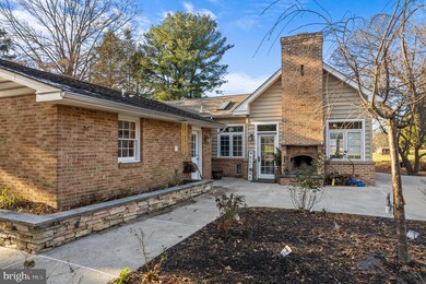 6239 Glen Rd, Coopersburg, PA 18036 - photo 3