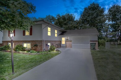 1241 Gresham Rd, Columbus, OH 43204 - photo 4