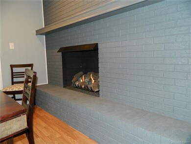 434 Chestnut Ln, Statesville, NC 28625 - photo 3