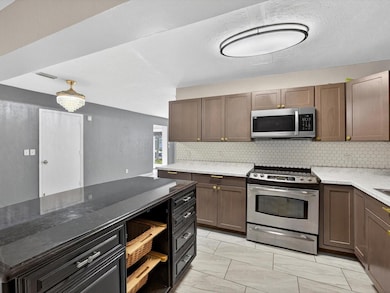 1068 Peter Rd, Daytona Beach, FL 32114 - photo 7