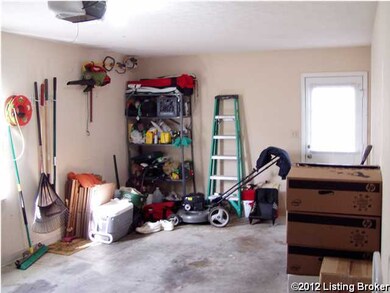 5908 Lake Huron Ct, Louisville, KY 40291 - photo 4