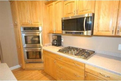 43 Bartlet St, Andover, MA 01810 - photo 3