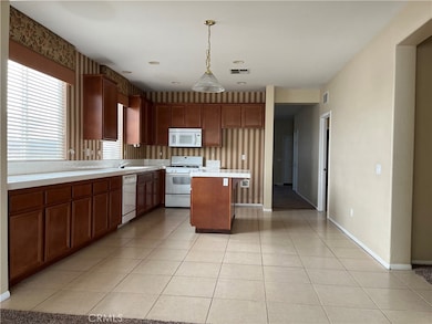 9364 Fieldstone Ave, Hesperia, CA 92345 - photo 2