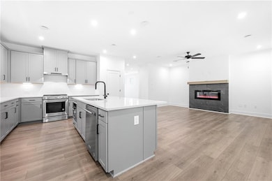 608 Avondale Park Cir, Decatur, GA 30032 - photo 4