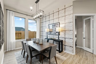 1919 Hickory St, Tomball, TX 77375 - photo 3