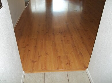 Wood Laminate Floor and Tile