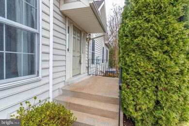 25194 Fortitude Terrace, Chantilly, VA 20152 - photo 4