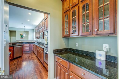 9229 Haines Dr, Lorton, VA 22079 - photo 5