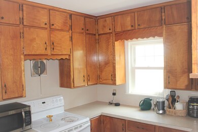 124 Washington St, Northfield, VT 05663 - photo 4