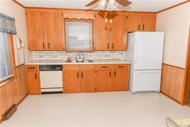 2966 Krueger Rd, North Tonawanda, NY 14120 - photo 5