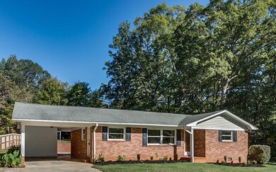 459 Foster St, Asheboro, NC 27205 - photo 2