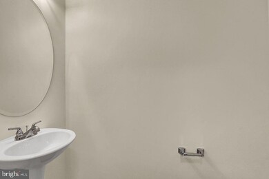 186 Delano Dr, Chambersburg, PA 17201 - photo 4