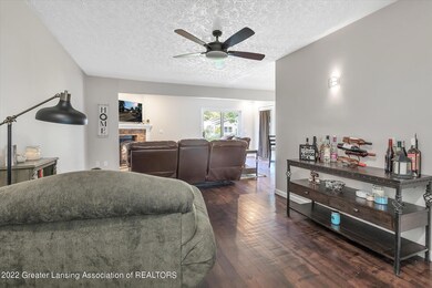 1966 Maple St, Holt, MI 48842 - photo 7