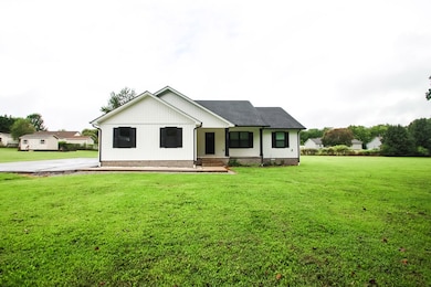 191 Rustling Oaks Dr, Sparta, TN 38583 - photo 4