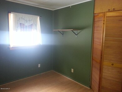 bedroom3