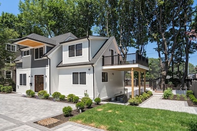 216 Aspinwall Ave, Brookline, MA 02446 - photo 2