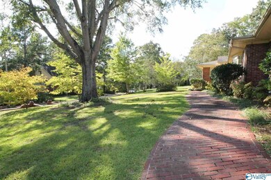 127 Fairoaks Cir, Gadsden, AL 35901 - photo 4