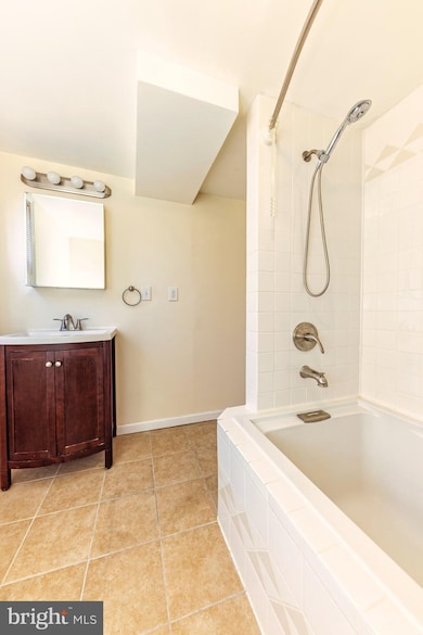 254 Crown Point Rd, West Deptford, NJ 08086 - photo 5