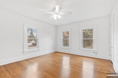 16 Elm St unit 4, Westwood, NJ 07675 - photo 4