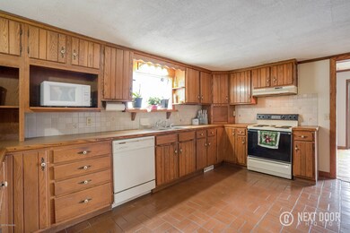 1206 Peony Ave, Dorr, MI 49323 - photo 3