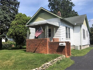 Welcome to 1090 N. Cassady Avenue!