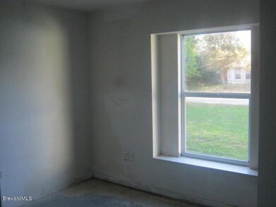 Bedroom...jpg