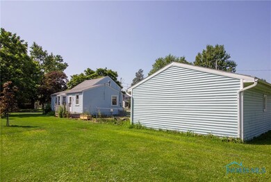 503 W 6th St, Genoa, OH 43430 - photo 6