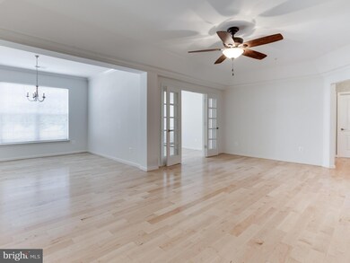 8611 Wintergreen Ct unit 307, Odenton, MD 21113 - photo 5