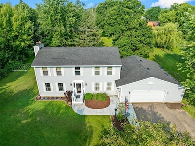 211 N 5th Ave, Abbotsford, WI 54405 - photo 2