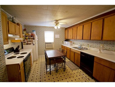 909 Hopson St, Johnson City, TN 37601 - photo 3