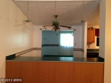 618 Fuselage Ave, Essex, MD 21221 - photo 3